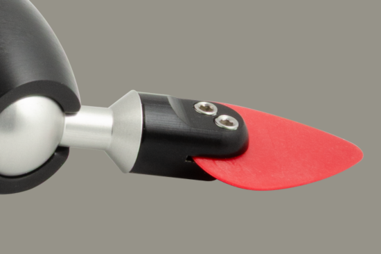 Secure Pick Holding Mechanism